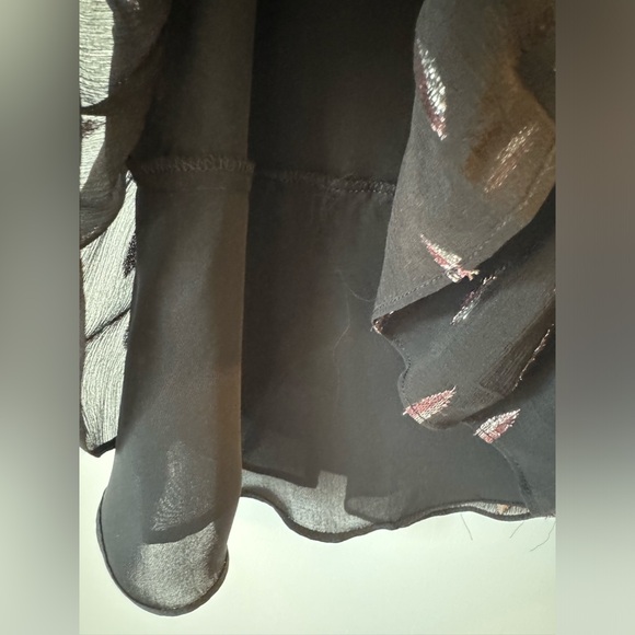 Sleeveless blouse with metallic pattern - Picture 7 of 12